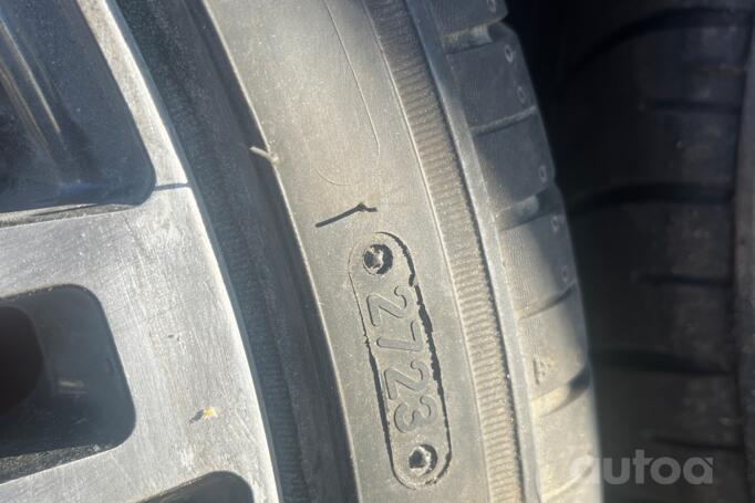 WPS ITALY, valuveljed