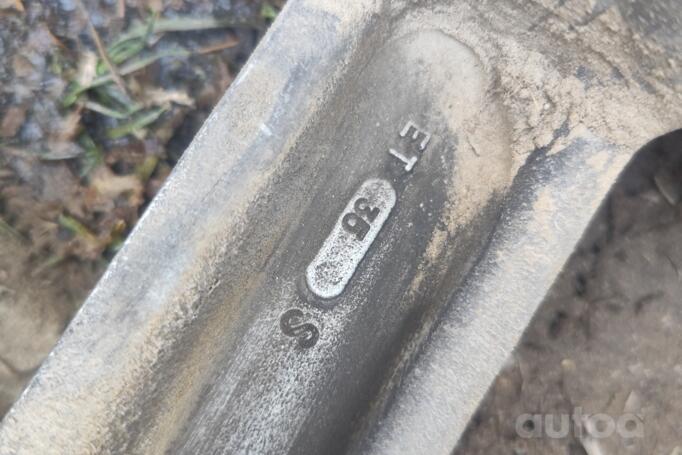 Made in Italy NOT ORIGINAL EQUIPMENT”, valuveljed