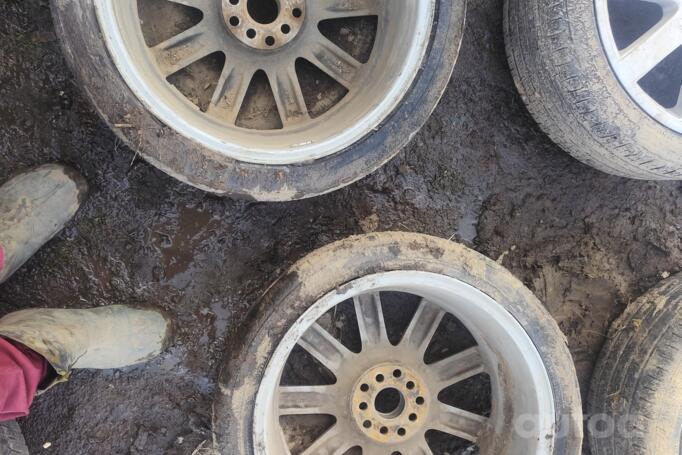 Made in Italy NOT ORIGINAL EQUIPMENT”, valuveljed