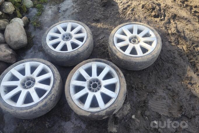 Made in Italy NOT ORIGINAL EQUIPMENT”, valuveljed