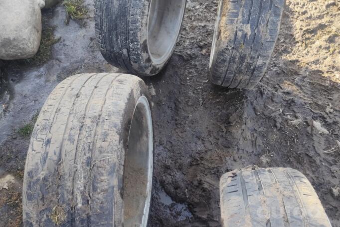 Made in Italy NOT ORIGINAL EQUIPMENT”, valuveljed