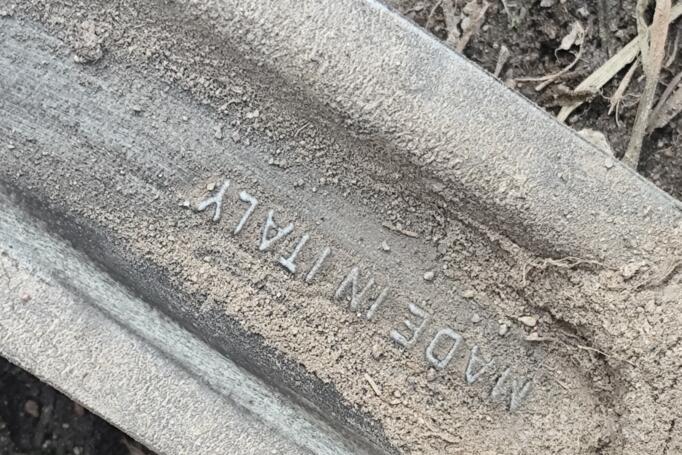 Made in Italy NOT ORIGINAL EQUIPMENT”, valuveljed