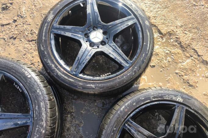 Mercedes, valuveljed