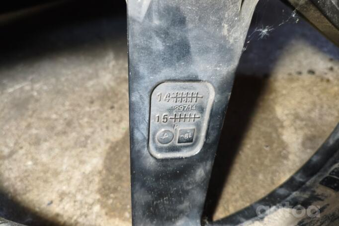 Mb Desing, valuveljed