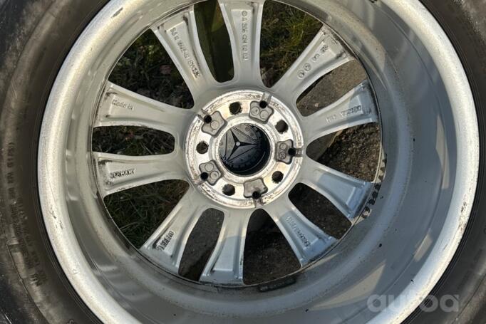 Mercedes benz, valuveljed