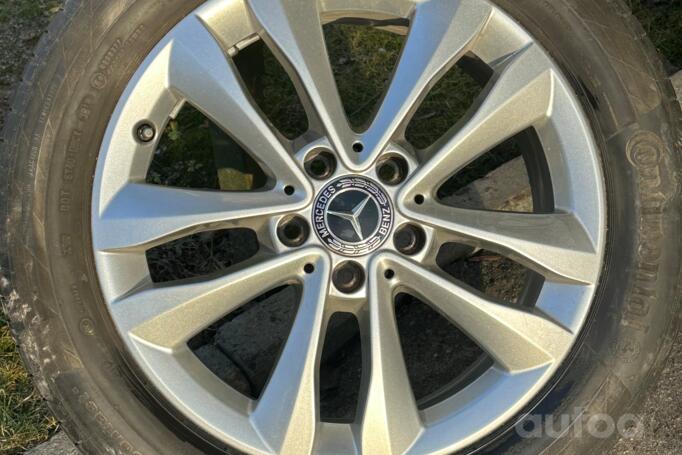 Mercedes benz, valuveljed