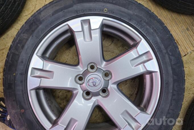 Toyota rav4, valuveljed