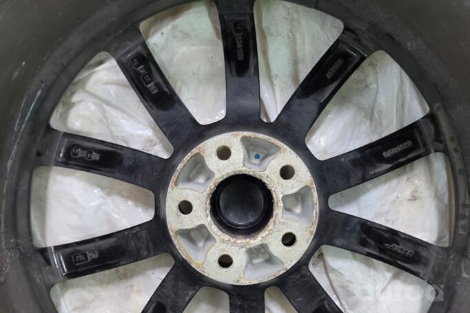 Audi, terasest stantsitud