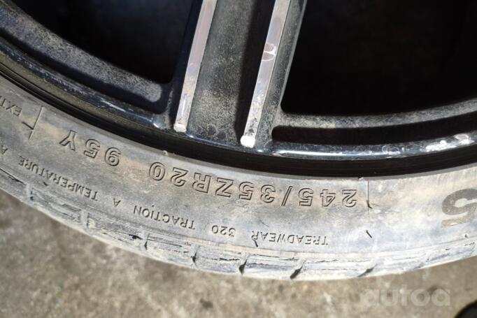 Mb Desing, valuveljed