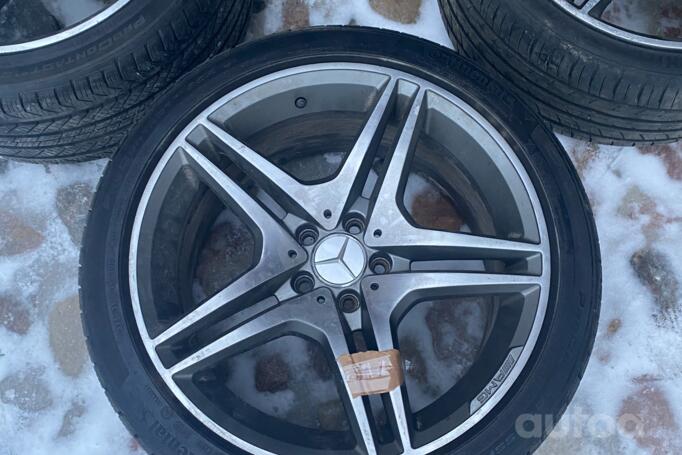 Mercedes Amg, valuveljed