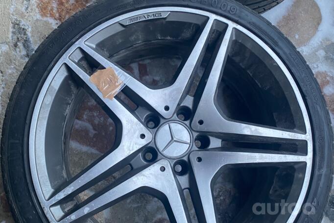 Mercedes Amg, valuveljed