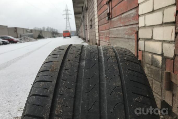 Mercedes AMG, valuveljed