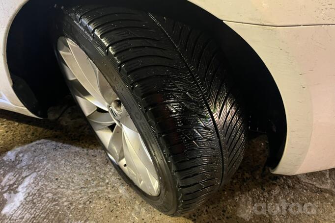 Mallory Turbine, valuveljed