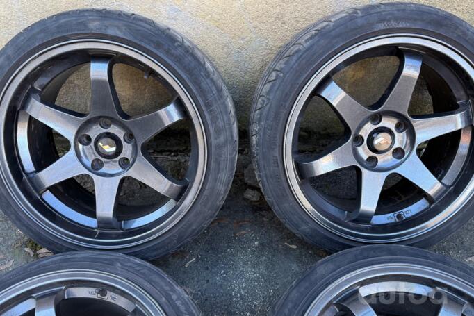 Japan Racing, valuveljed