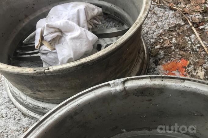 Mercedes AMG, valuveljed