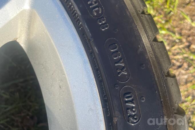 BMW/Autec, valuveljed