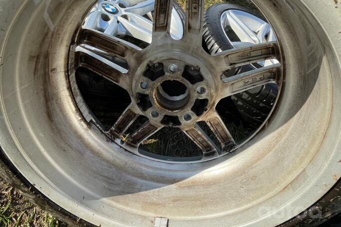BMW/AUTEC, valuveljed