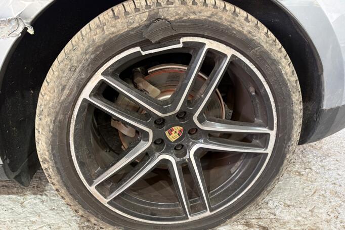 Porsche, valuveljed