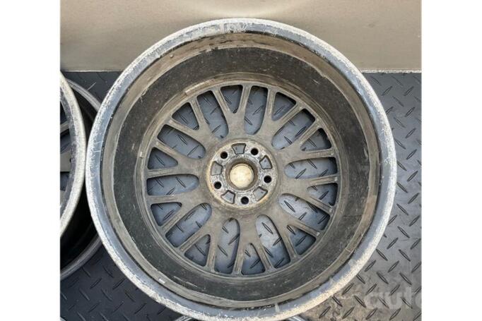 BBS, valuveljed