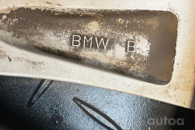 BMW, valuveljed