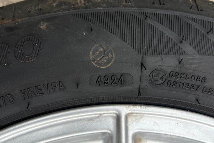 Vag group, valuveljed