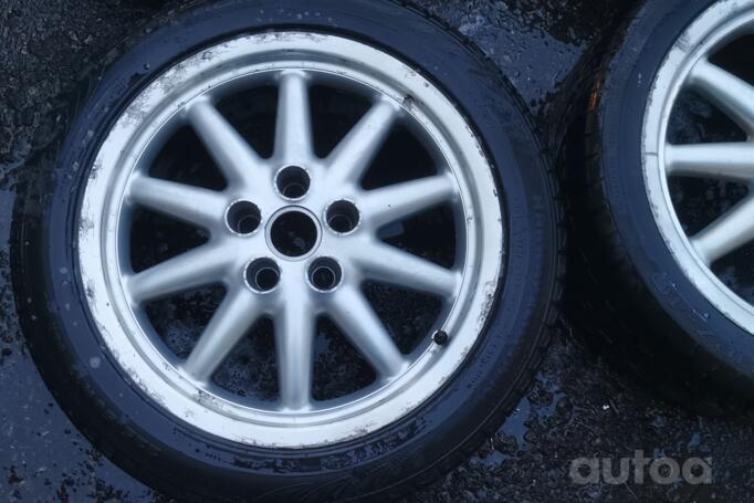 Audi, valuveljed