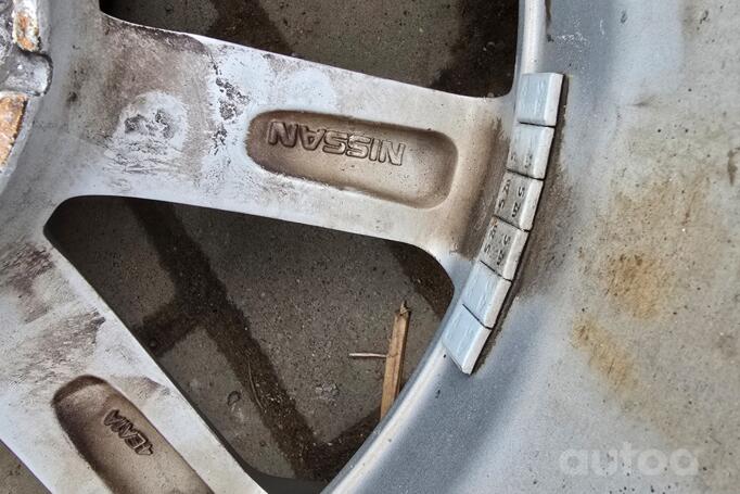 Nissan, valuveljed