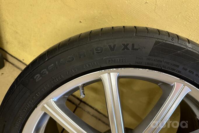 Mega wheels, valuveljed