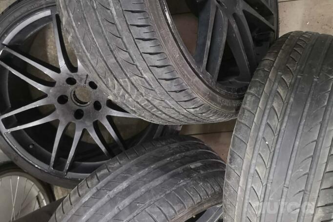 Audi, valuveljed
