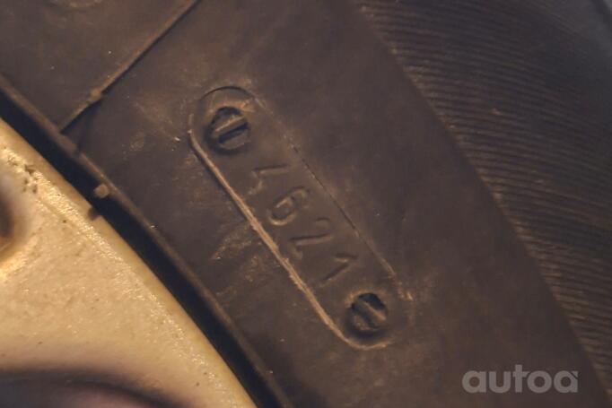 Ford, valuveljed