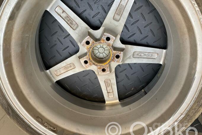 STR Racing, valuveljed