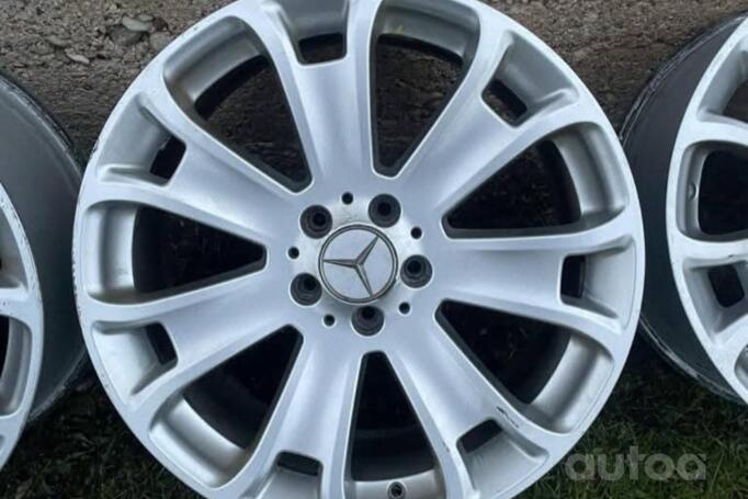 Mercedes, valuveljed