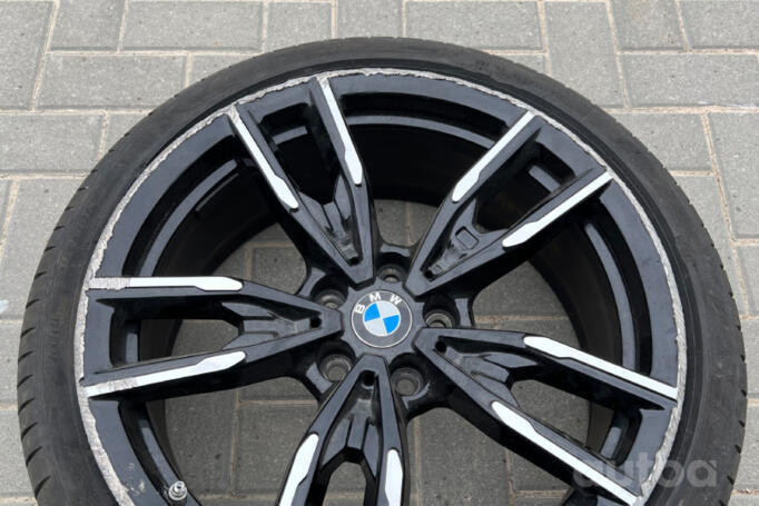 BMW, valuveljed