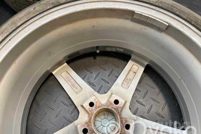 STR Racing, valuveljed