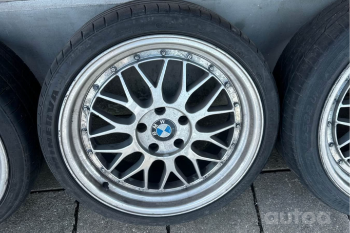 Bmw, valuveljed