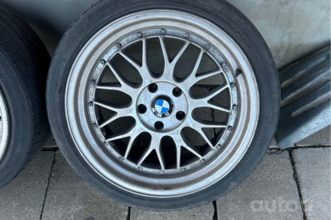 Bmw, valuveljed