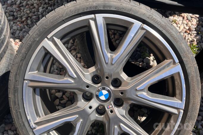 Bmw, valuveljed