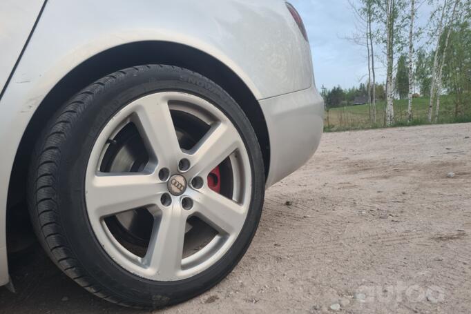 AUDI, valuveljed
