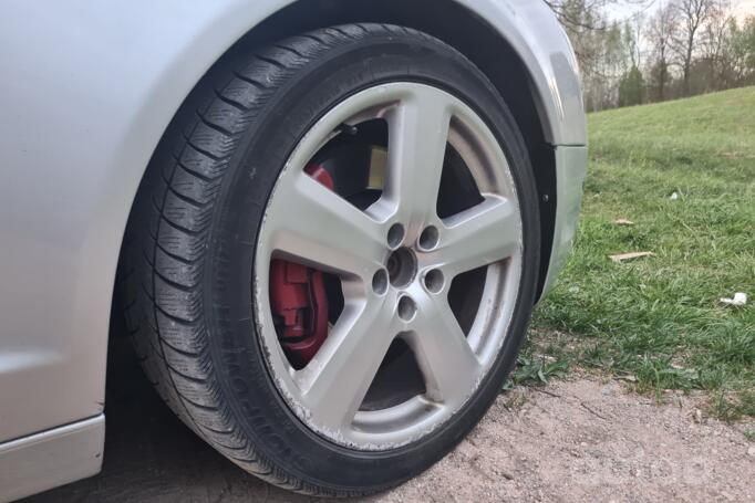 AUDI, valuveljed