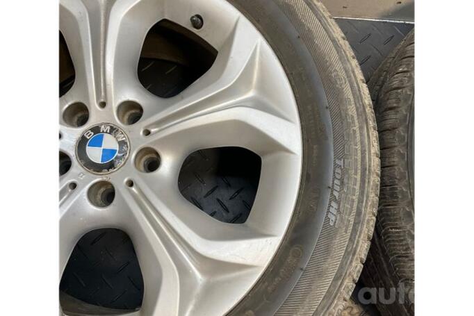 BMW, valuveljed