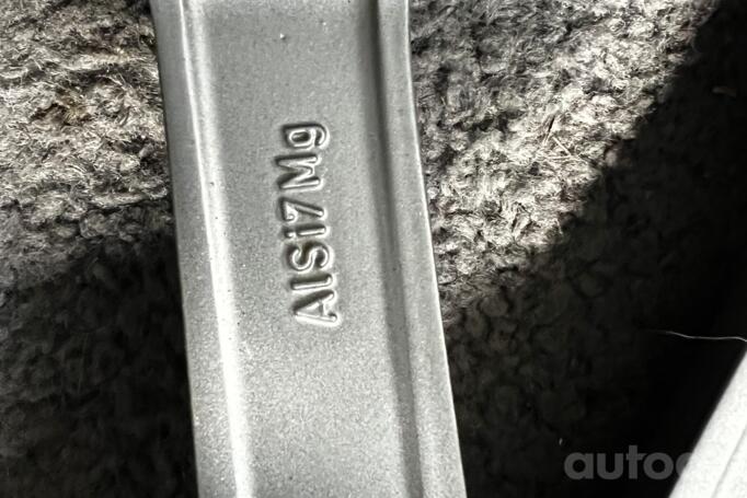 Audi, valuveljed