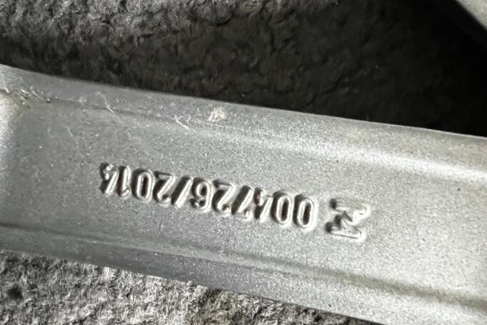 Audi, valuveljed
