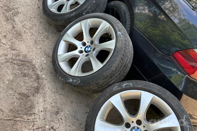 BBS, valuveljed