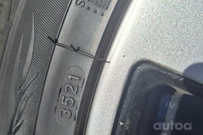 Audi, valuveljed