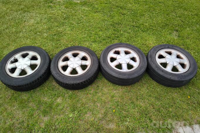 Renault, valuveljed