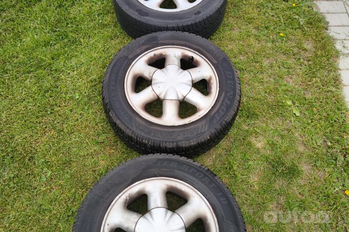 Renault, valuveljed