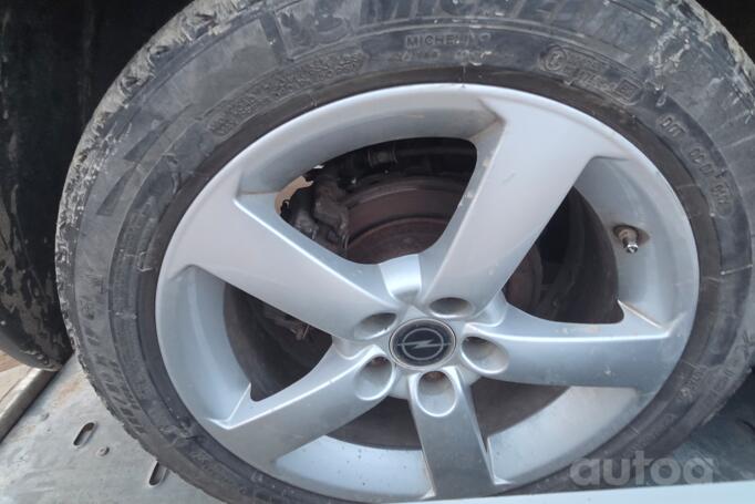 Opel, valuveljed