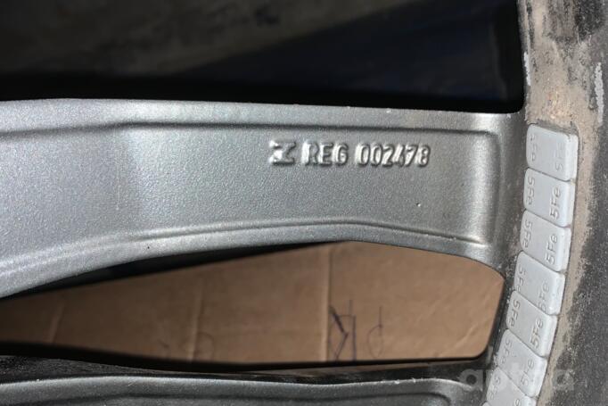 Audi, valuveljed