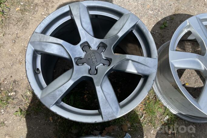Audi, valuveljed