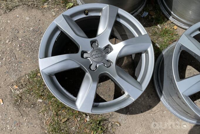 Audi, valuveljed